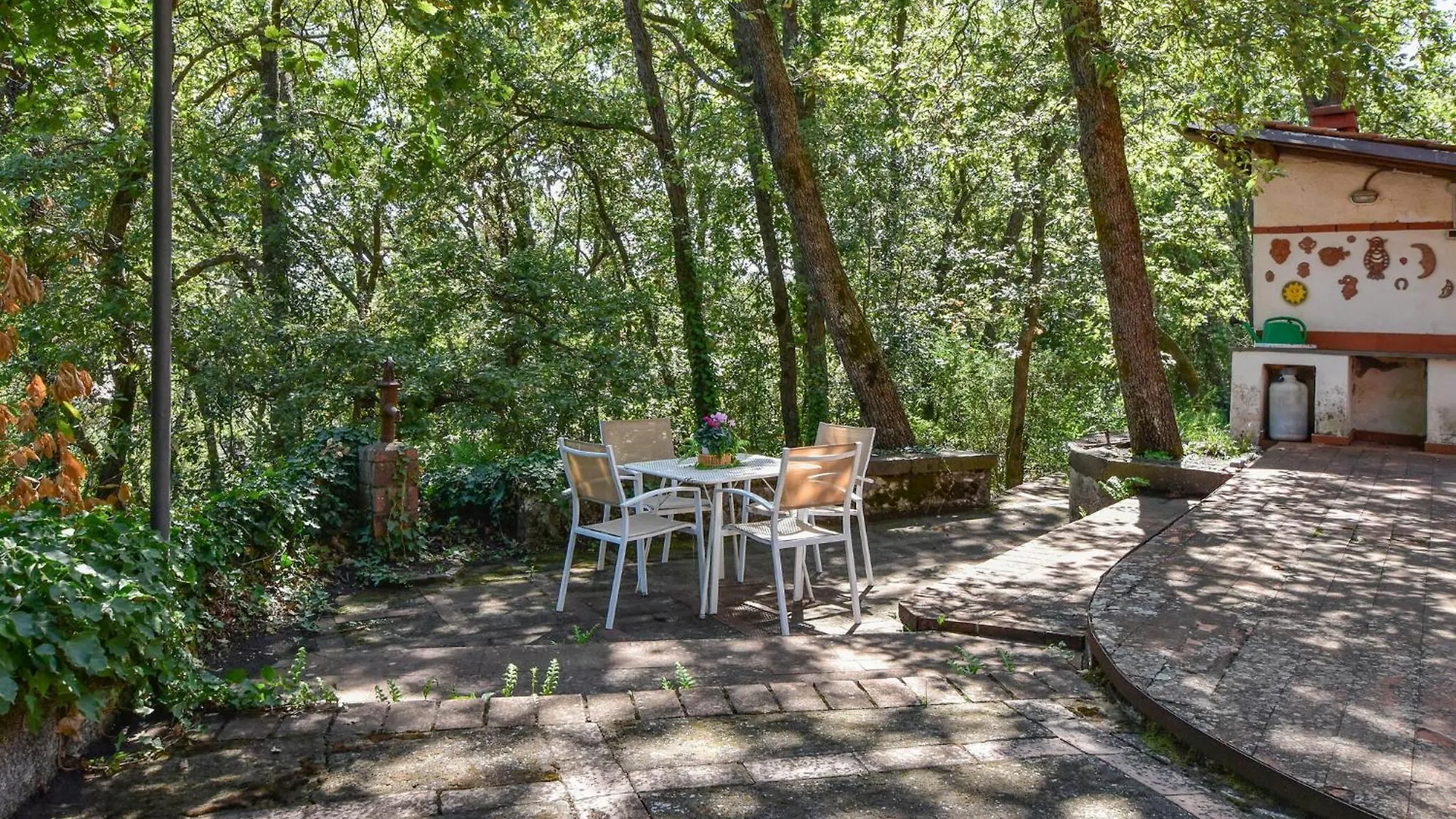 Vakantiehuis 3 Bedroom Lovely Home In Trecastagni